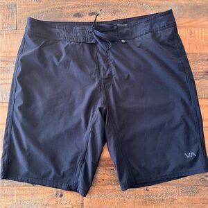 RVCA Men's Black Board shorts! Excellent Condition!